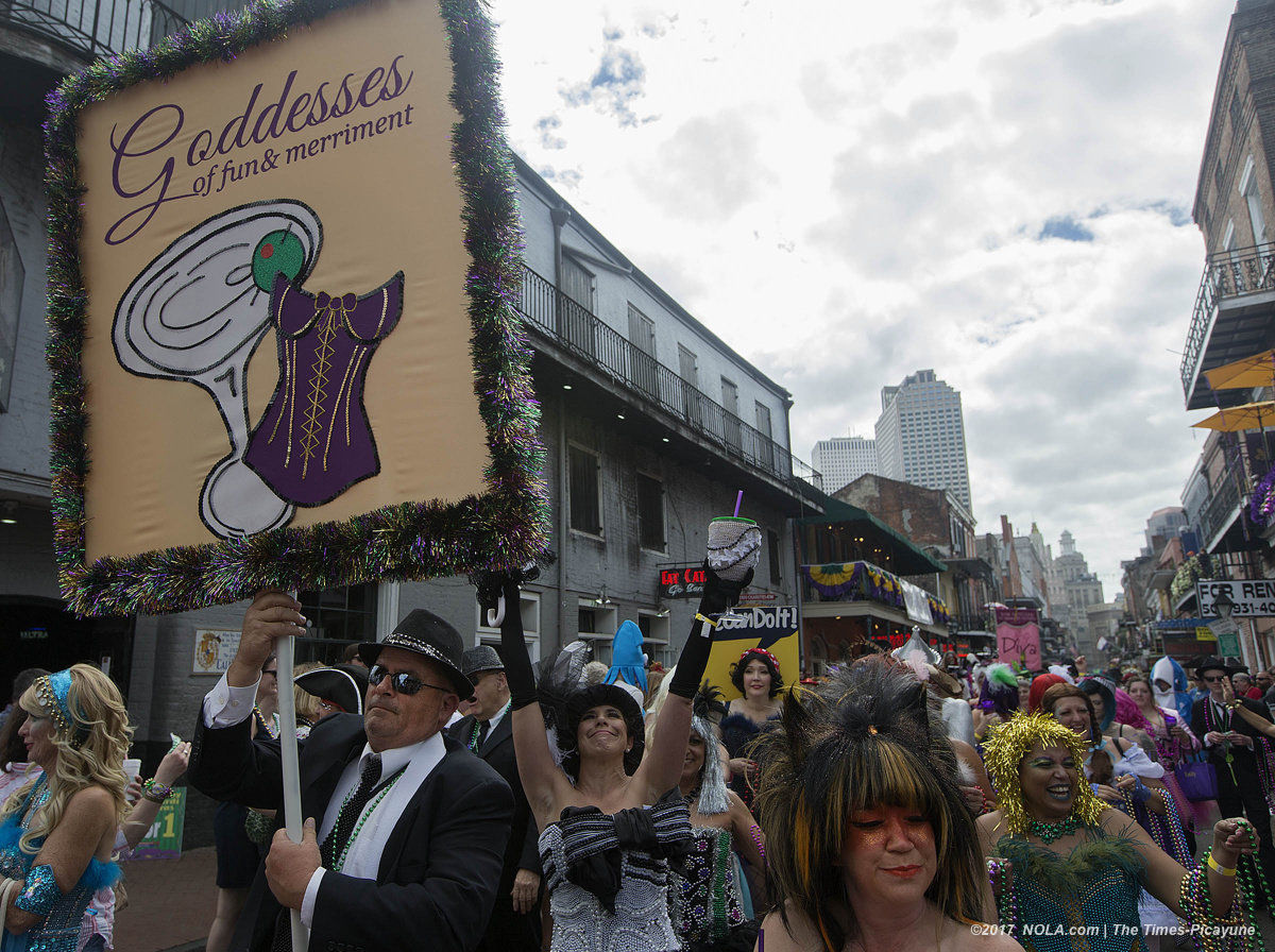Walking krewes hit the French Quarter: See Mardi Gras photos